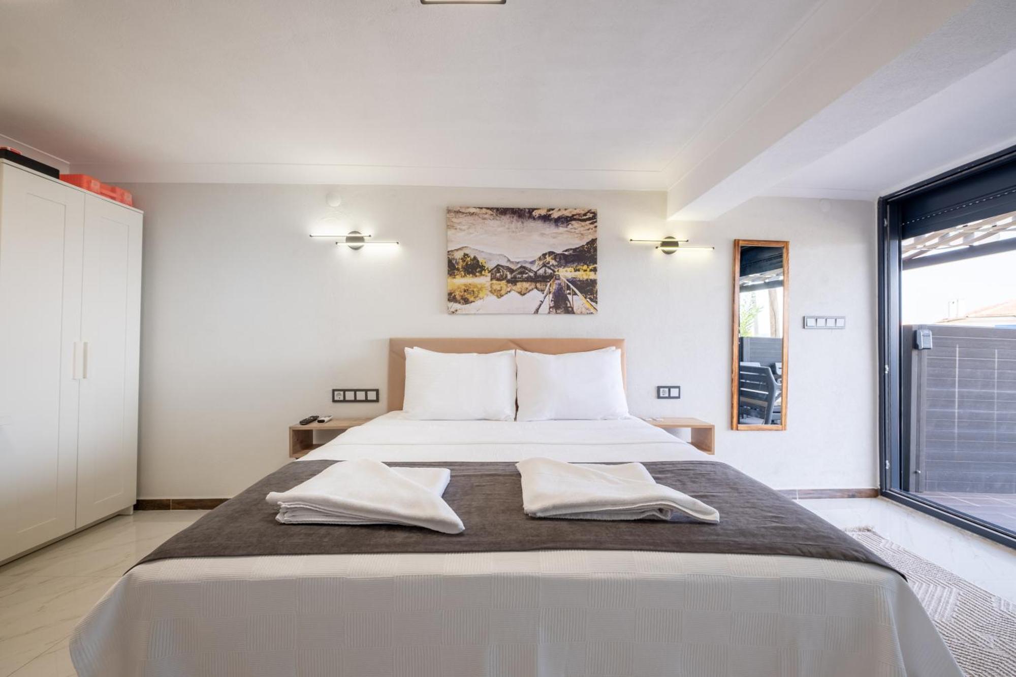 Select Cunda Guest House - Sea View Room With Private Veranda In Cunda Island Ayvalı 외부 사진