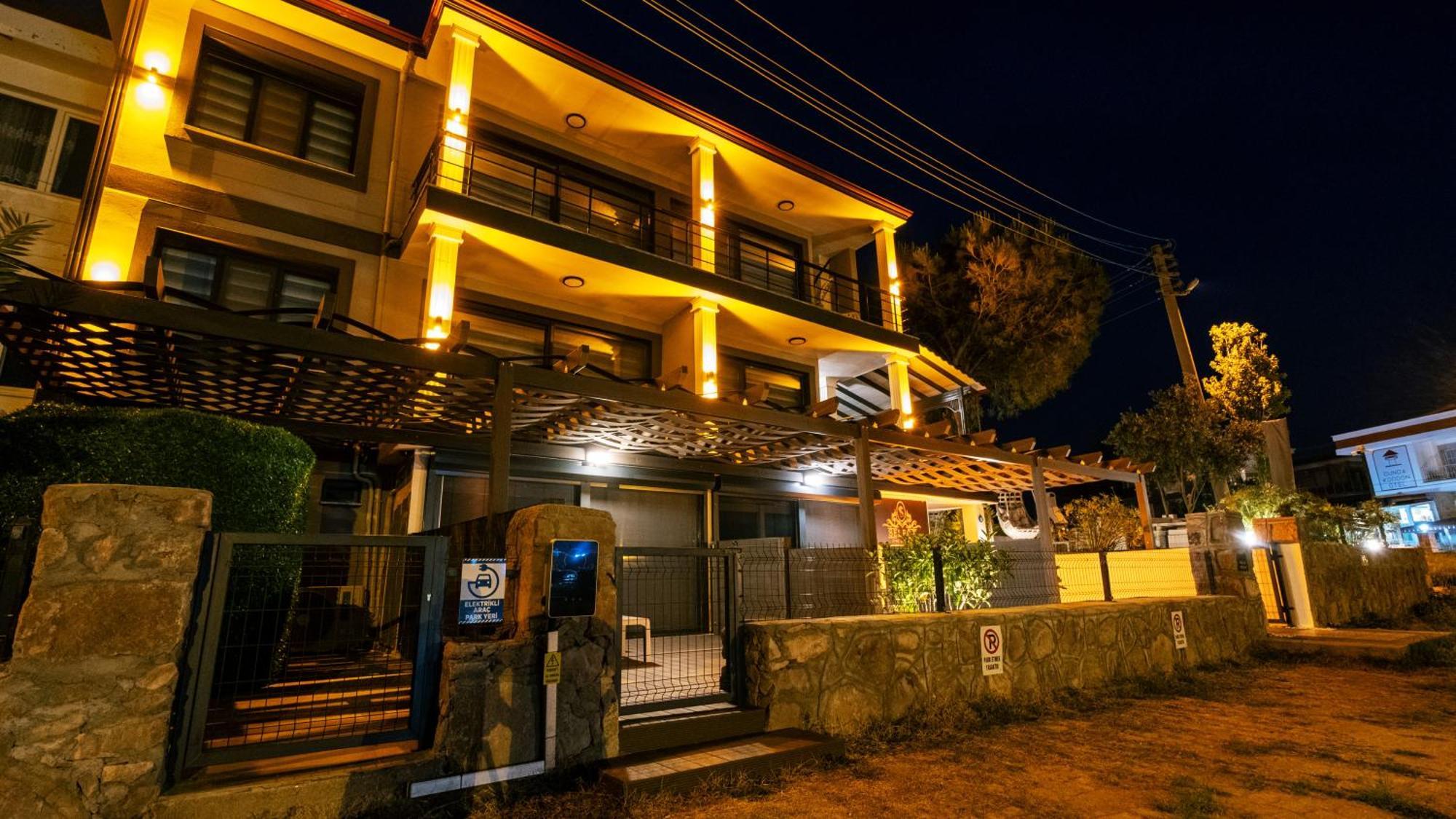 Select Cunda Guest House - Sea View Room With Private Veranda In Cunda Island Ayvalı 외부 사진