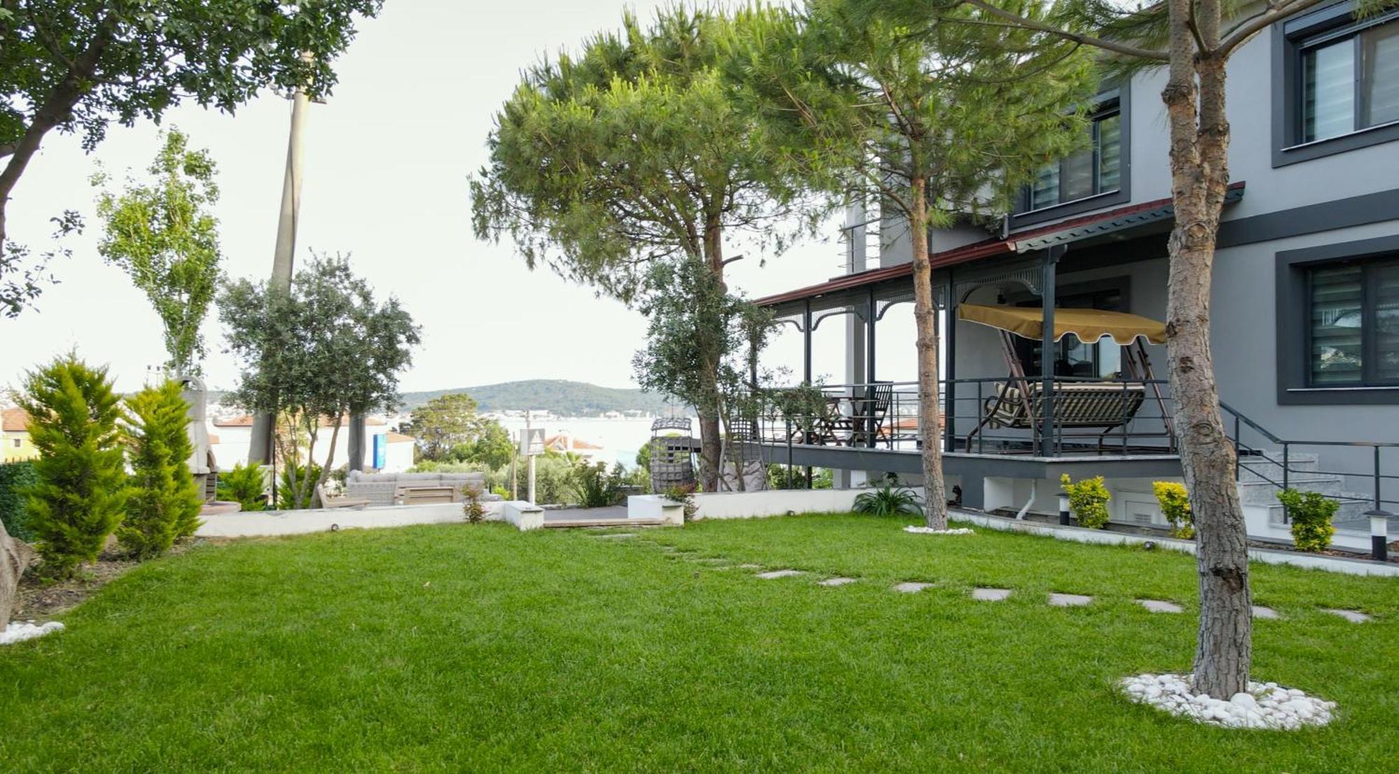 Select Cunda Guest House - Sea View Room With Private Veranda In Cunda Island Ayvalı 외부 사진